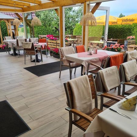 Gasthaus Zur Hecke เชินเนอเฟลด์ ภายนอก รูปภาพ